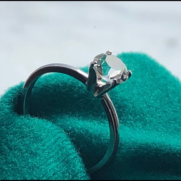 Vintage Uncas Vanderbilt Silver Tone round simulated diamond CZ Solitaire SZ 10 - Picture 5 of 14